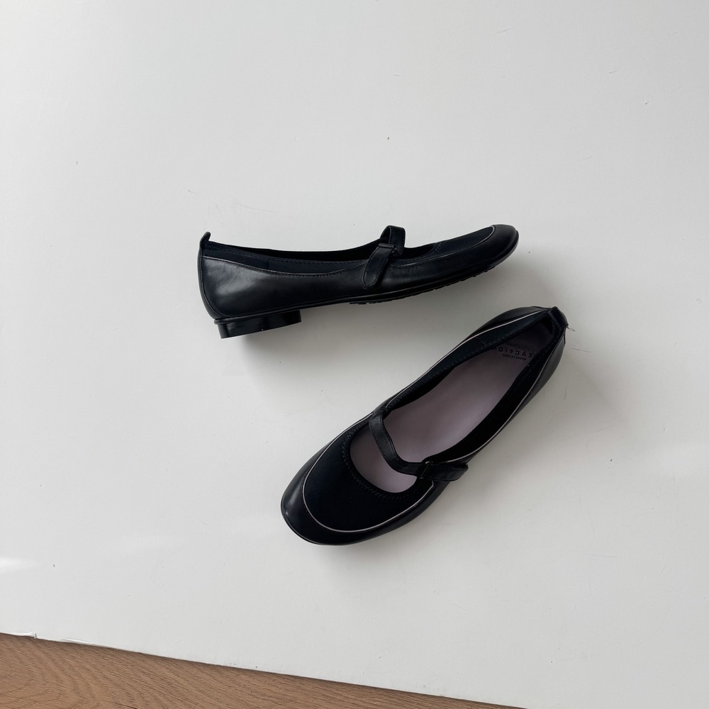 Y2K Black Leather Mary Jane Flats 8 Low Block Heel Kenneth Cole Reaction